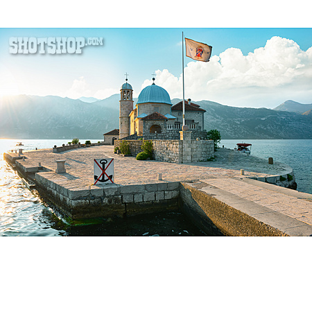 
                Montenegro, Bucht Von Kotor, Gospa Od Skrpjela                   