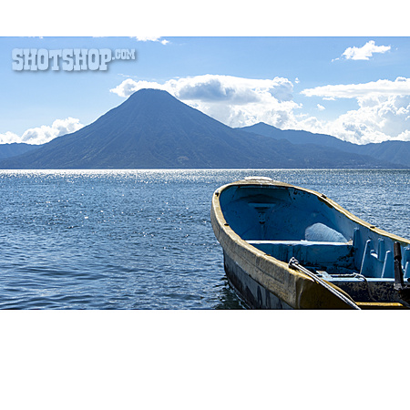 
                San Pedro, Lago De Atitlán                   