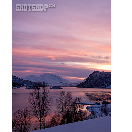 
                Sonnenuntergang, Winter, Norwegen                   