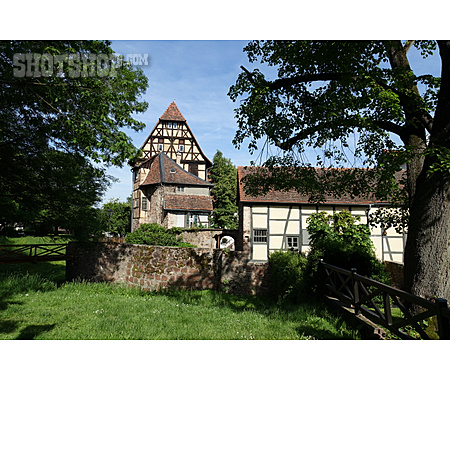 
                Burg Michelstadt                   