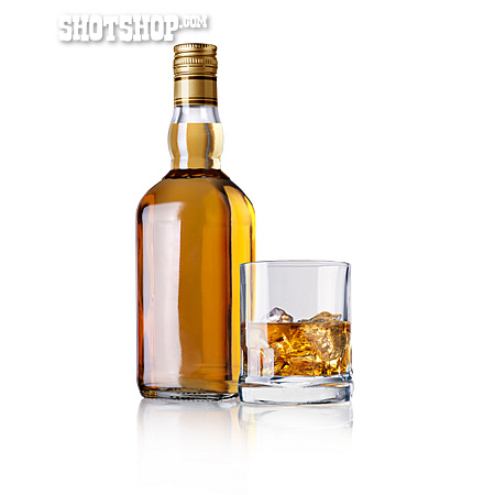 
                Whisky, Whiskyglas, Whiskyflasche                   
