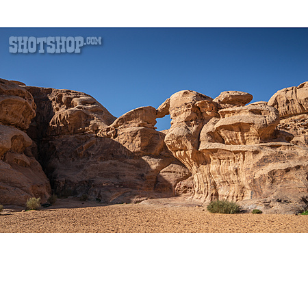 
                Sandstein, Felsformation, Wadi Rum                   