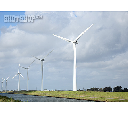 
                Windenergie, Windkraft, Windräder                   