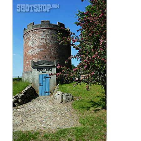 
                Wasserturm, Eyendorf                   