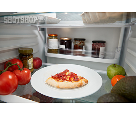 
                Aufbewahrung, Pizza, Pizzastück, Kühlschrank                   