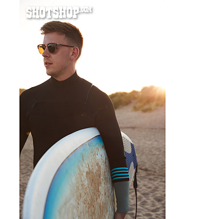 
                Strand, Surfer                   