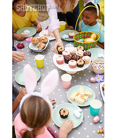 
                Party, Süßes, Ostern, Osterfest, Kindheit                   
