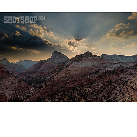 
                Sonnenaufgang, Canyon, Zion-nationalpark                   
