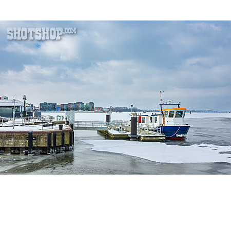 
                Winter, Rostock, Fährschiff, Stadthafen                   
