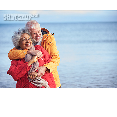 
                Verliebt, Zuneigung, Multikulturell, Seniorenpaar                   