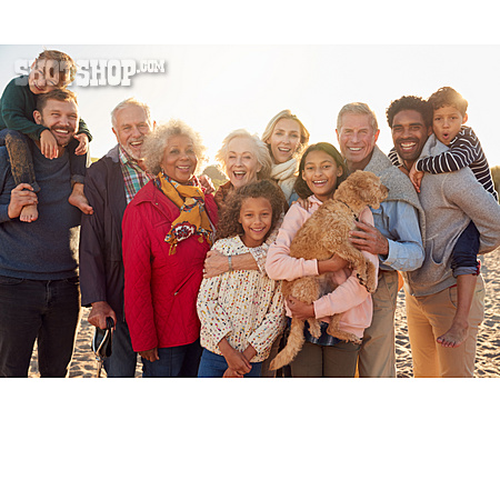 
                Glücklich, Familie, Generationen, Gruppenbild                   