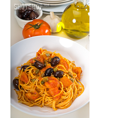 
                Nudelgericht, Italienische Küche, Spaghetti Alla Puttanesca                   