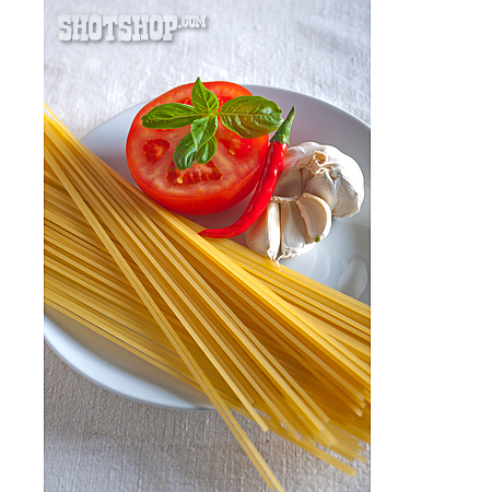 
                Spaghetti, Kochzutaten                   
