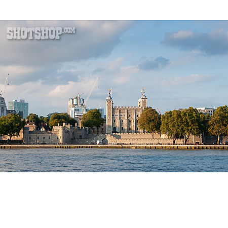 
                London, Themse, Tower Of London                   