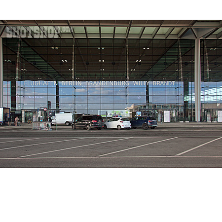 
                Flughafen Berlin Brandenburg                   