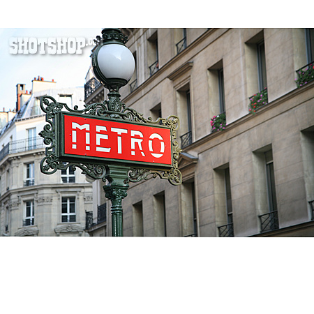 
                Paris, Metro                   