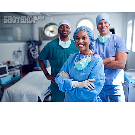 
                Surgeon, Surgery, Anaesthetist                   