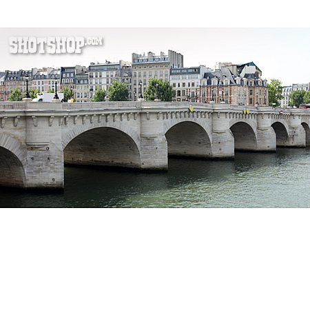 
                Paris, Pont Neuf                   