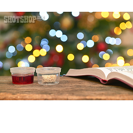 
                Zuhause, Weihnachten, Eucharistie, Brot Und Wein                   