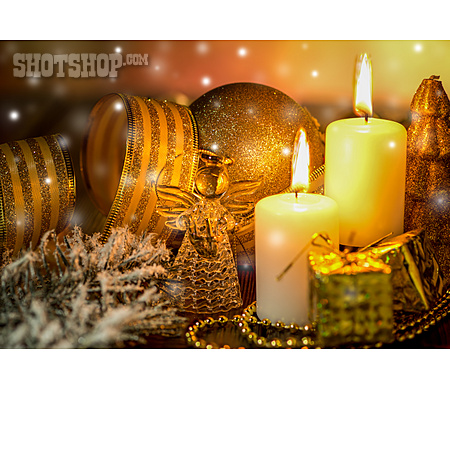 
                Kerzenlicht, Weihnachtsdekoration, 2. Advent                   