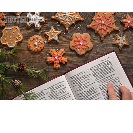 
                Lesen, Weihnachtszeit, Bibel                   