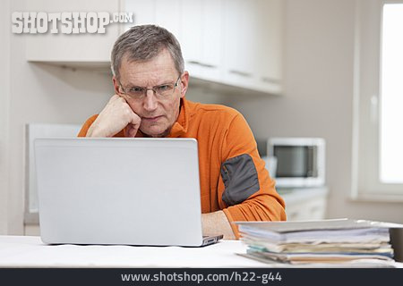 
                Laptop, Arbeiten, Homeoffice                   