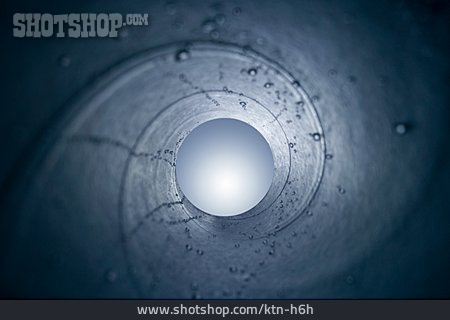 
                Tunnel, Schacht, Röhre                   