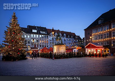 
                Düsseldorf, Weihnachtsmarkt, Marktplatz                   