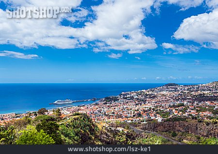 
                Kreuzfahrtschiff, Madeira, Funchal                   
