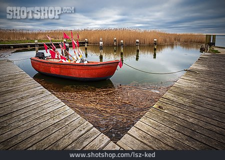 
                Fischerboot, Fähnchen                   