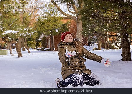 
                Mädchen, Schnee, Spielen                   