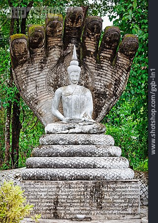 
                Buddha, Sala Kaeo Ku, Nong Khai, Betonskulpturen                   