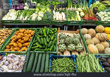
                Supermarkt, Gemüseabteilung                   