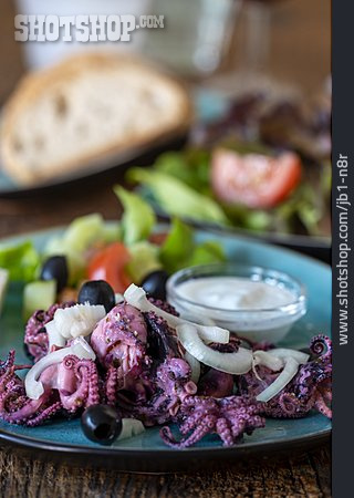 
                Vorspeise, Griechische Küche, Oktopussalat                   