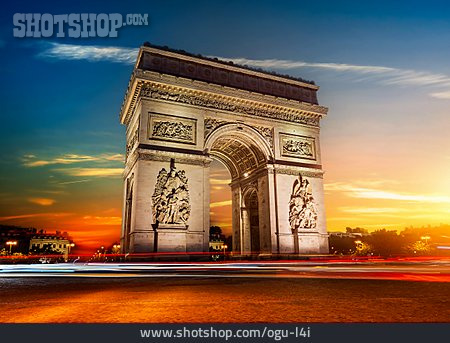 
                Arc De Triomphe, Paris, Champs Elysees                   