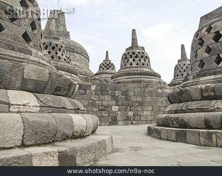 
                Stupa, Borobudur, Buddhistischer Tempel                   