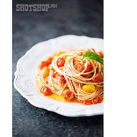 
                Tomaten, Pasta, Spaghetti Mit Frischen Tomaten                   