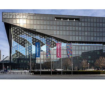
                Bürogebäude, Moderne Architektur, Axel Springer Se                   