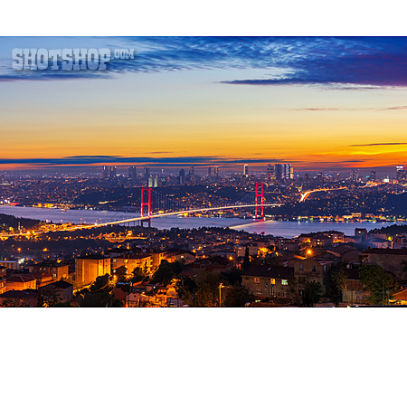 
                Abendhimmel, Bosporus, Istanbul, Bosporus-brücke                   