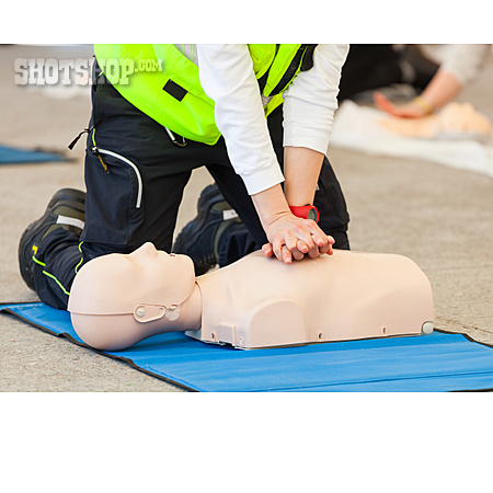 
                Education, First Aid Course, Heart Pressure Massage                   