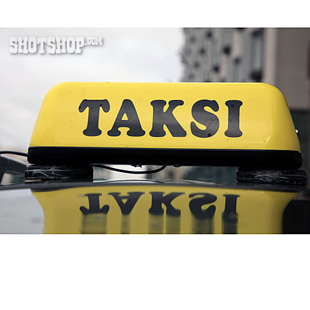 
                Taksi                   
