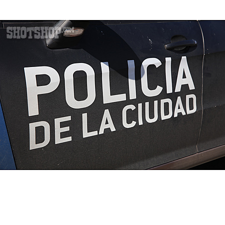 
                Policia De La Ciudad                   