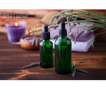 
                Lavendel, Aromaöl, Aromatherapie                   