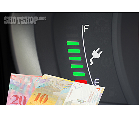 
                Schweizer Franken, Elektromobil, Ladekosten                   