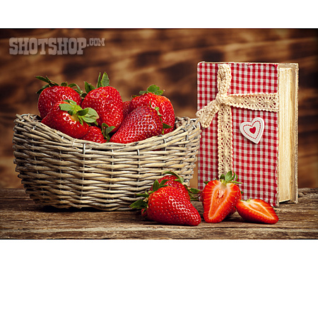 
                Erdbeeren, Rezeptbuch                   