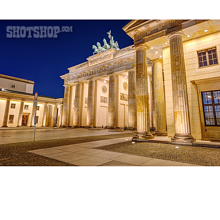 
                Berlin, Brandenburger Tor                   