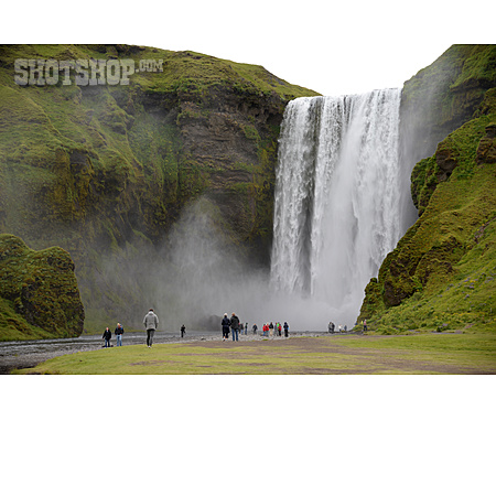 
                Island, Skogafoss                   