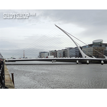 
                Dublin, Samuel Beckett Bridge                   