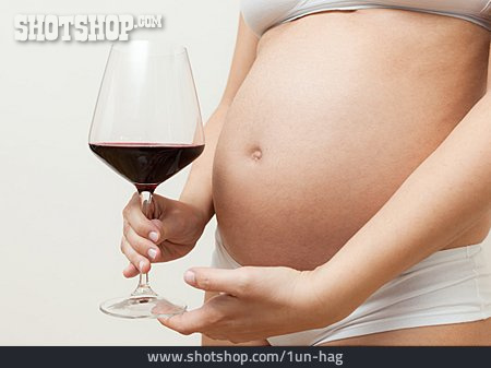 
                Alkohol, Risiko, Schwangerschaft, Rotwein                   