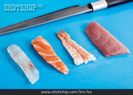 
                Vorbereitung, Sushi, Lachs, Thunfisch, Roher Fisch                   